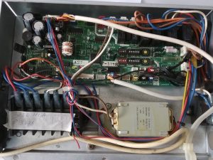 PLACA 250H1A P3778 Y TERMOSTACTO HITACHI