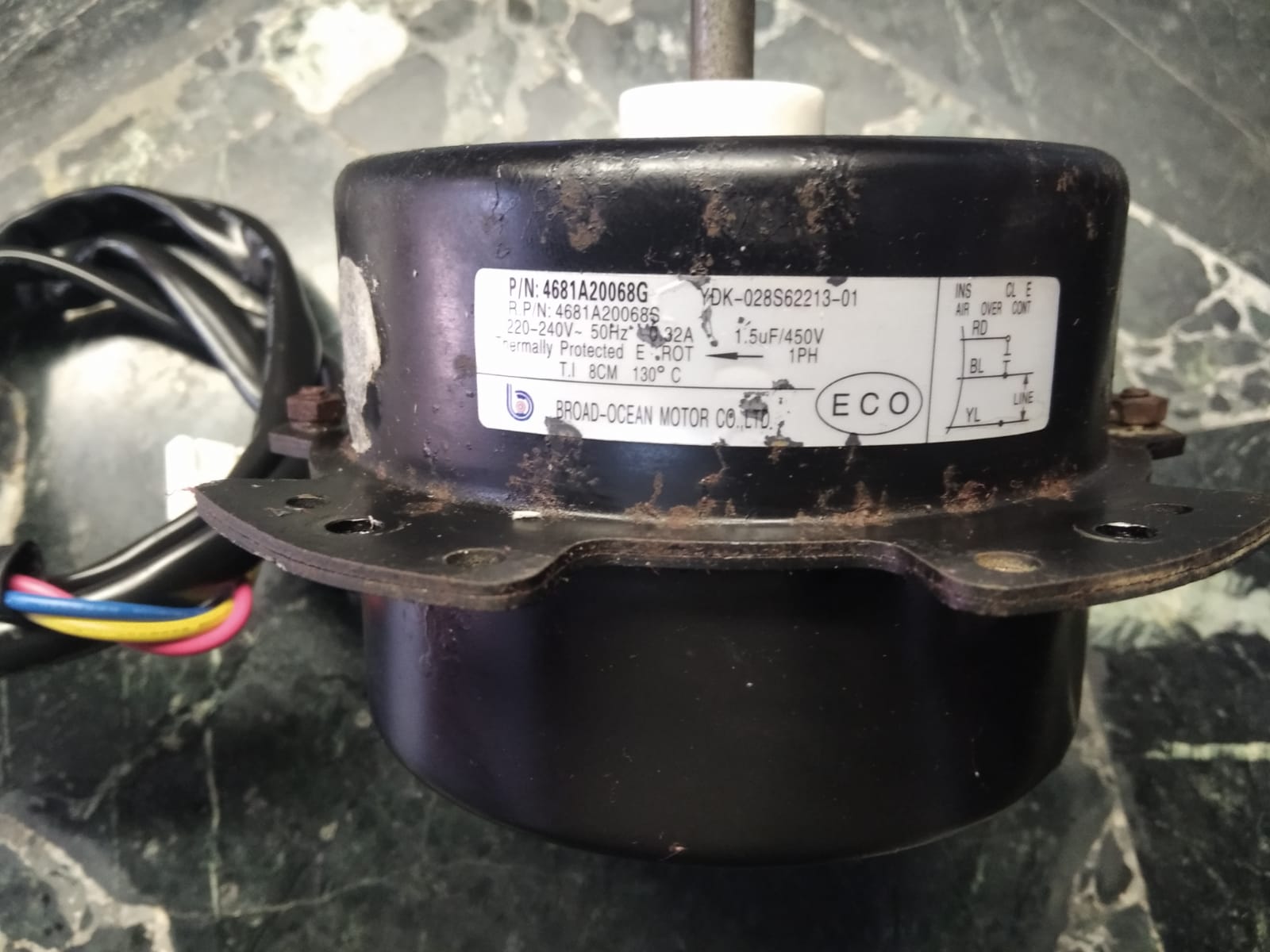 Motor aire acondicionado 4681A20068G YDK-028S62213-01