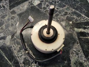 Motor turbina split marca LG 4681A20091J