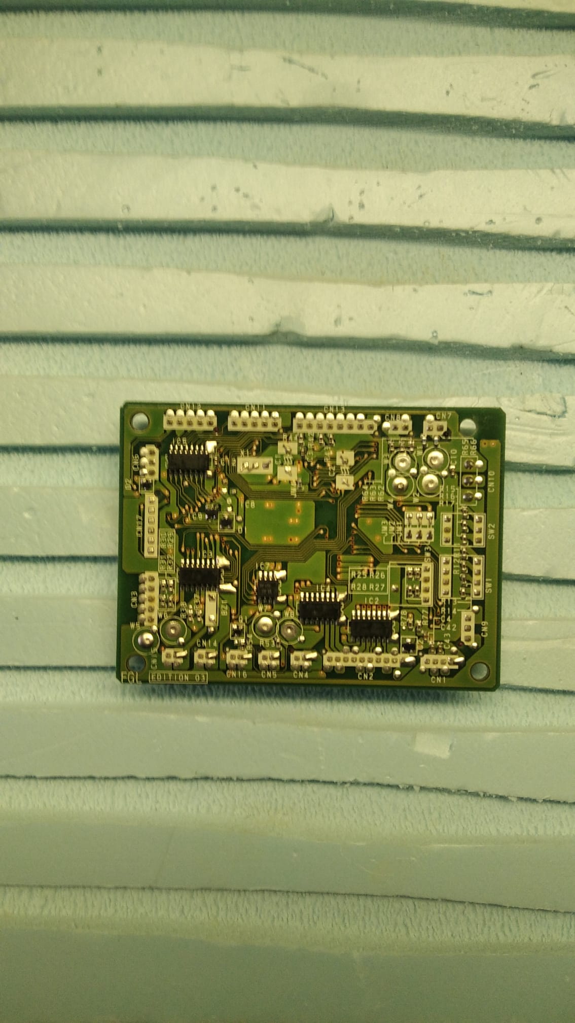 Place De Control Unidad Interior Ref. K03BZ-0409HSE-C1 K60203 C06 - Imagen 2