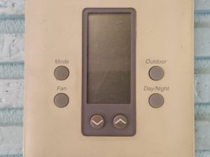 Mando de Pared Omron Ref. 2437Y1 G6H-2F