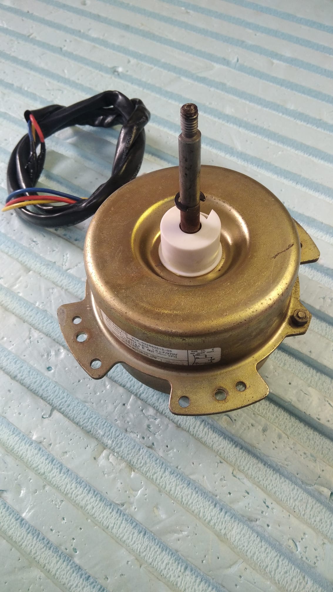Motor de Ventilador Ref. 4681A20121D YDK-032S62513-03 - Imagen 2