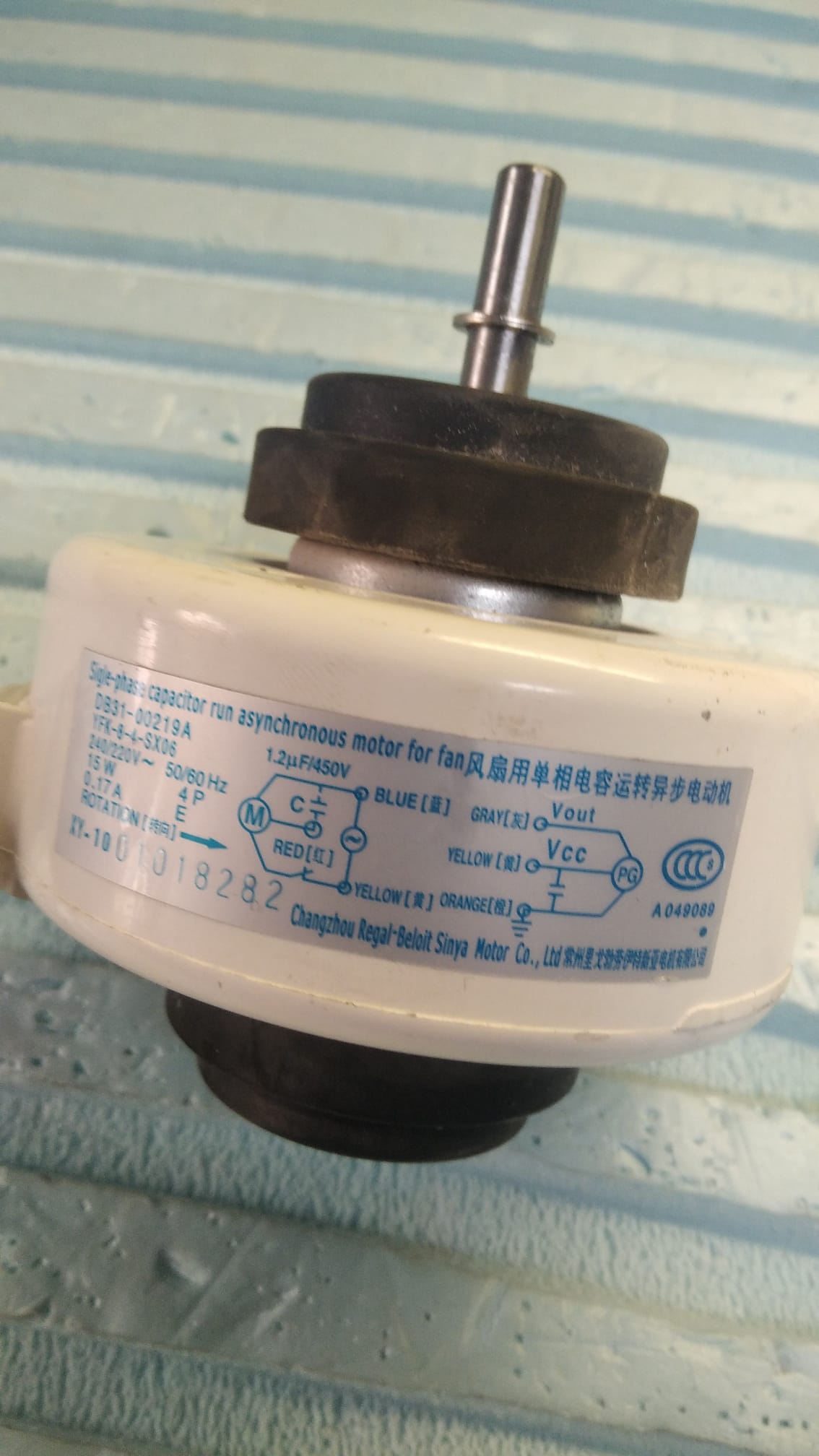 Motor de Ventilador Ref. DB31-0219A YFK-8-4-SX06 - Imagen 2