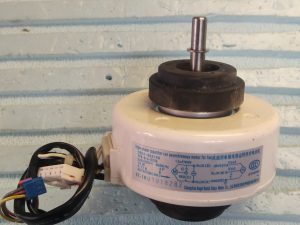 Motor de Ventilador Ref. DB31-0219A YFK-8-4-SX06