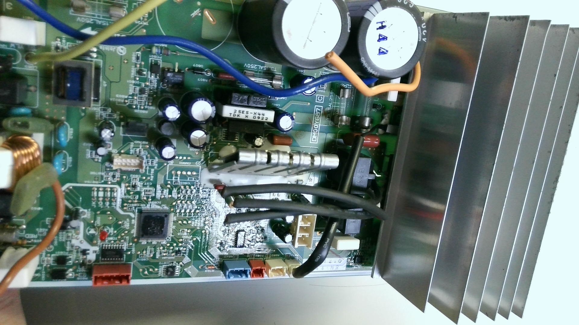 Placa electronica m6-1210 / dm00y678 c e68 - Imagen 3