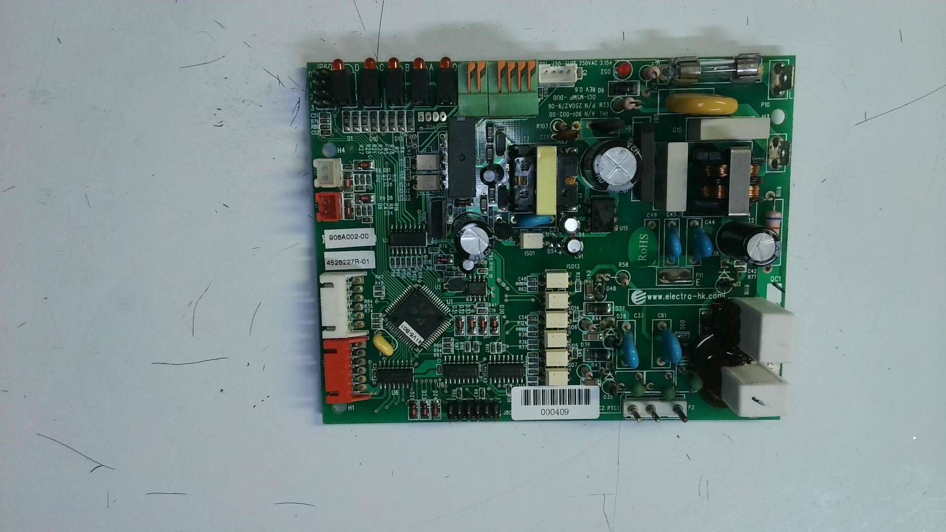 Placa electronica 906a002-00 / 4526227r-01 / 000409 e37