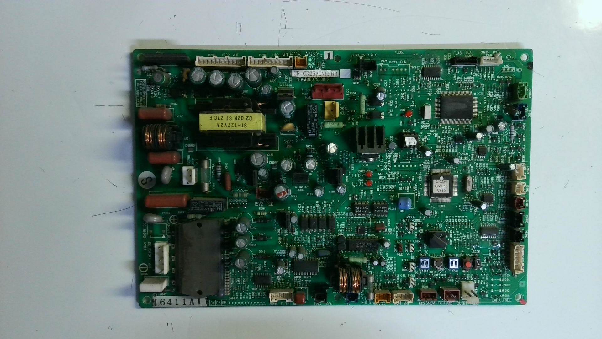 Placa electronica cr-cr254gvh56b / m6411a1r e34