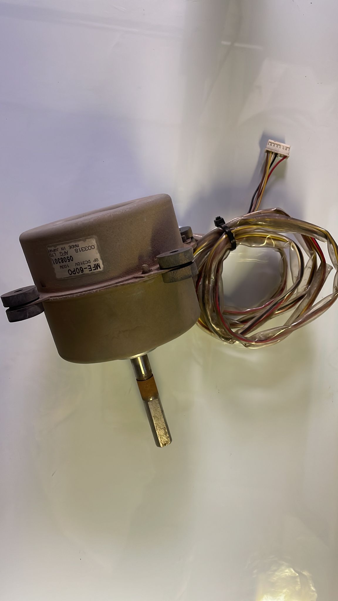 Motor de Ventilador Unidad Exterior Mitsubishi Daiya Ref. FDR258 MF60PO 0508301