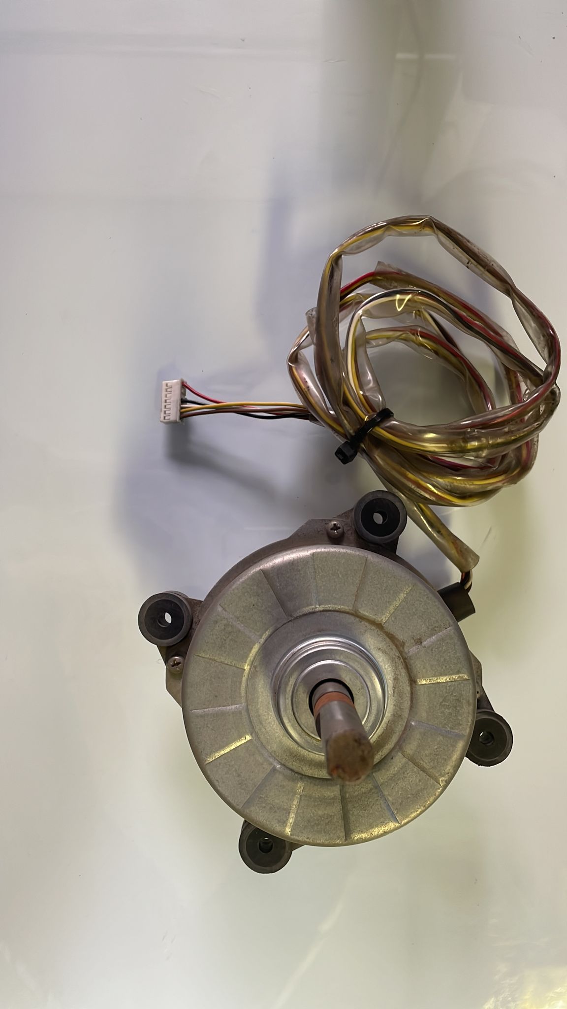 Motor de Ventilador Unidad Exterior Mitsubishi Daiya Ref. FDR258 MF60PO 0508301 - Imagen 2