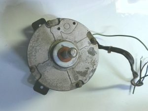 Motor amps.0.69 MT02