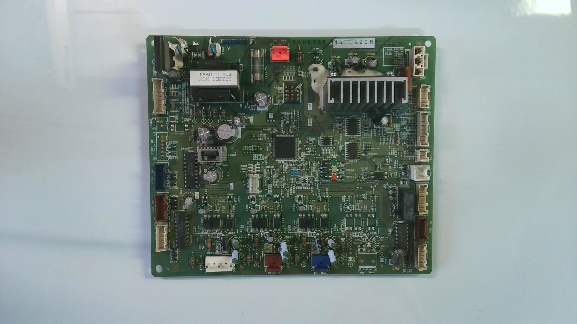 Placa electronica DM00Y765 M6-1920MR H04