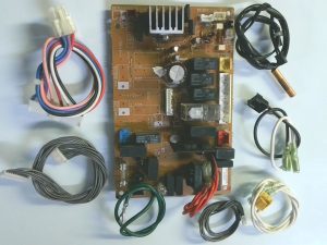 Placas electronicas FUJITSU / ARY36LUAN / K04CW-0405HSE-PO / WC050903F B 01