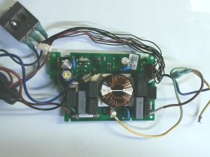 Placas electronicas DE013934 / 30033082 / AB140410 / UE  GRL6821-F  V2.2 F 01