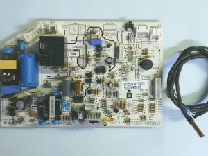 Placas electronicas MUNDO CLIMA / MUPR-12-H5A / E166702 / SX18FABP / MB95F698K / 09171210FA*BP*4*QTW(C1) / 11329021000779 F 02