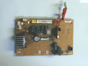 Placas electronicas HISENSE / AST-12VW45DJ10 / K04CW-0400HSE-PO / WC051124F H 05