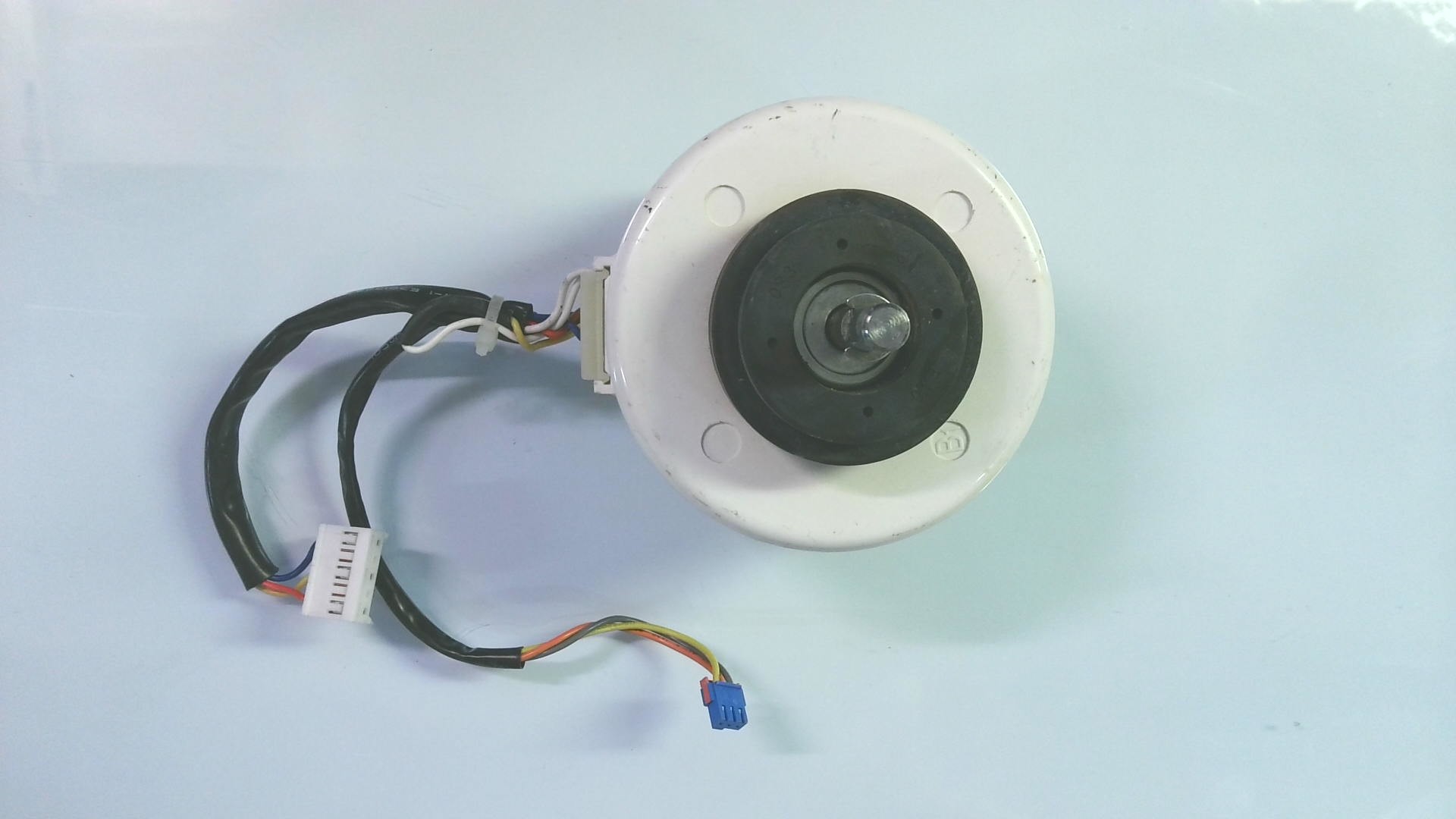 Motor de Ventilador XY-10 / 01018282 / DB31-00219A VI 03 - Imagen 2