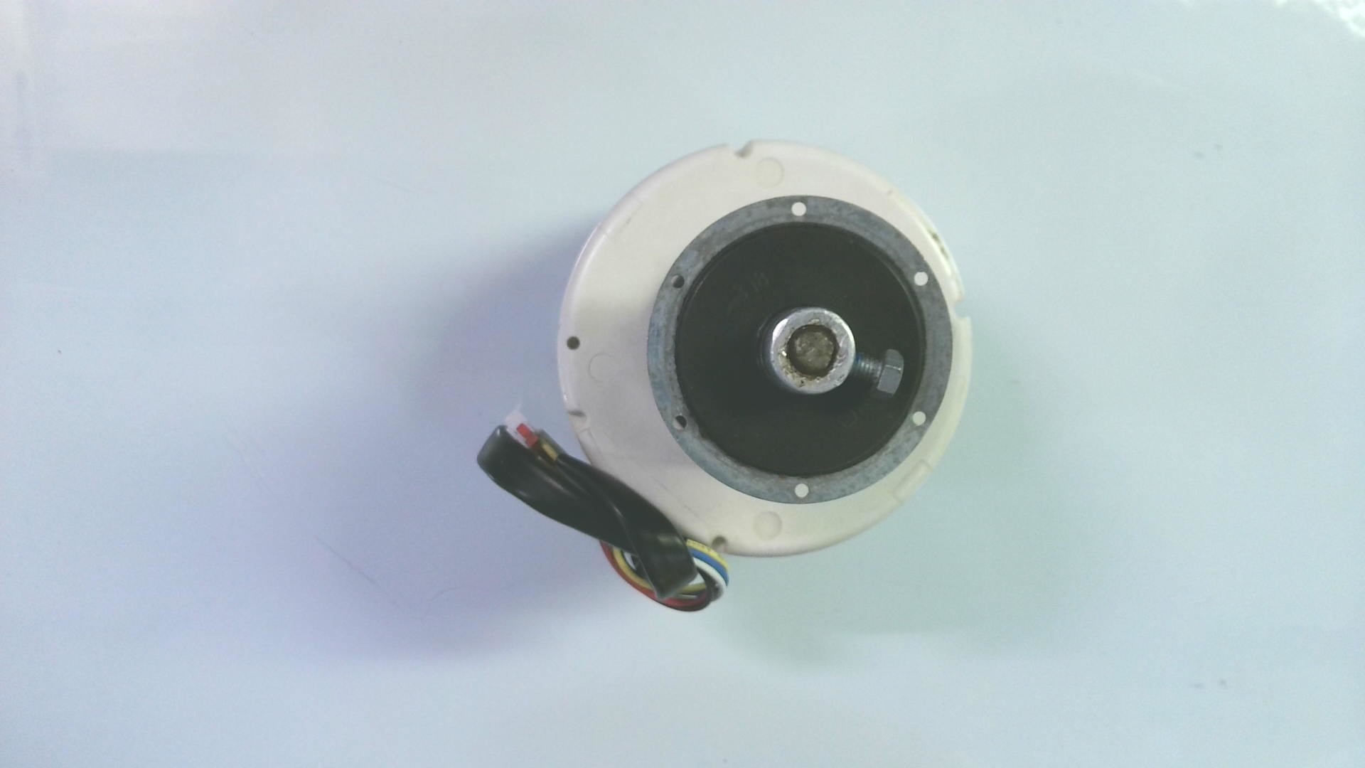 Motor de Ventilador 4681A20091K VI 03 - Imagen 2