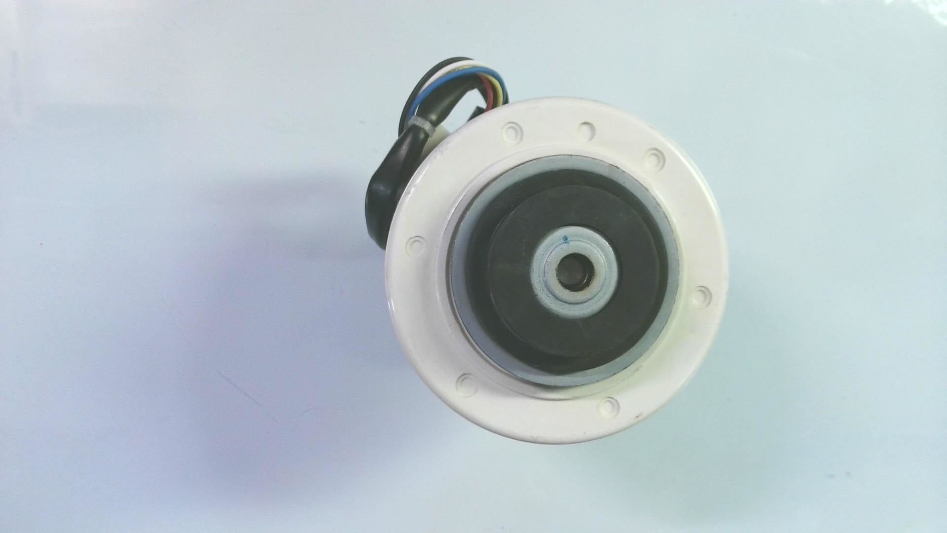 Motor de Ventilador 4681A20091K VI 03 - Imagen 3