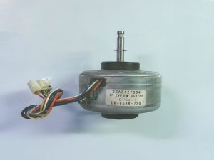 Motor de Ventilador SSA512T064 / 8P 29WE / DC325V / 08X54G R / DR-8538-730 VI 03