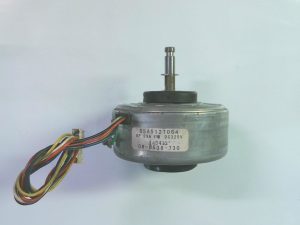 Motor de Ventilador SSA512T064 / 8P 29WE / DC325V / 14841G / DR-8538-730 VI 03