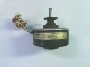 Motores PANASONIC / RC0J40-ED / J620H12 / ARW40X8P30MS / 839201L / 7T10TG VI 03
