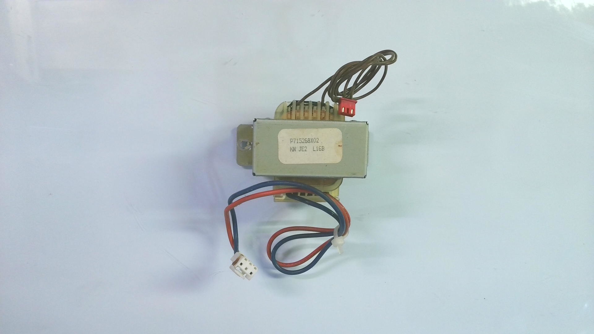 Transformadores P715268X02 / KN JE2 L16B TRANS 04