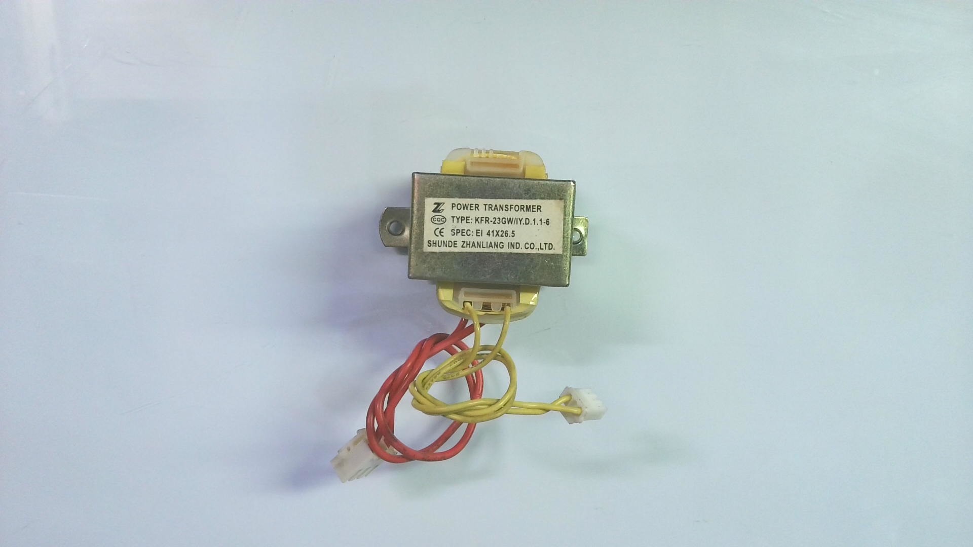 Transformadores TYPE:KFR-23GW/IY.D.1.1-6 TRANS 06
