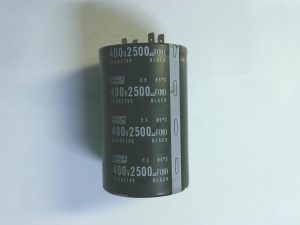 Condensador NIPPON / 400V2500UF(M) CON 01