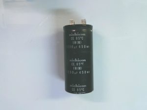 Condensadores NICHICON / CE 85 C  IN(M) / 1300UF 450WV CON 01
