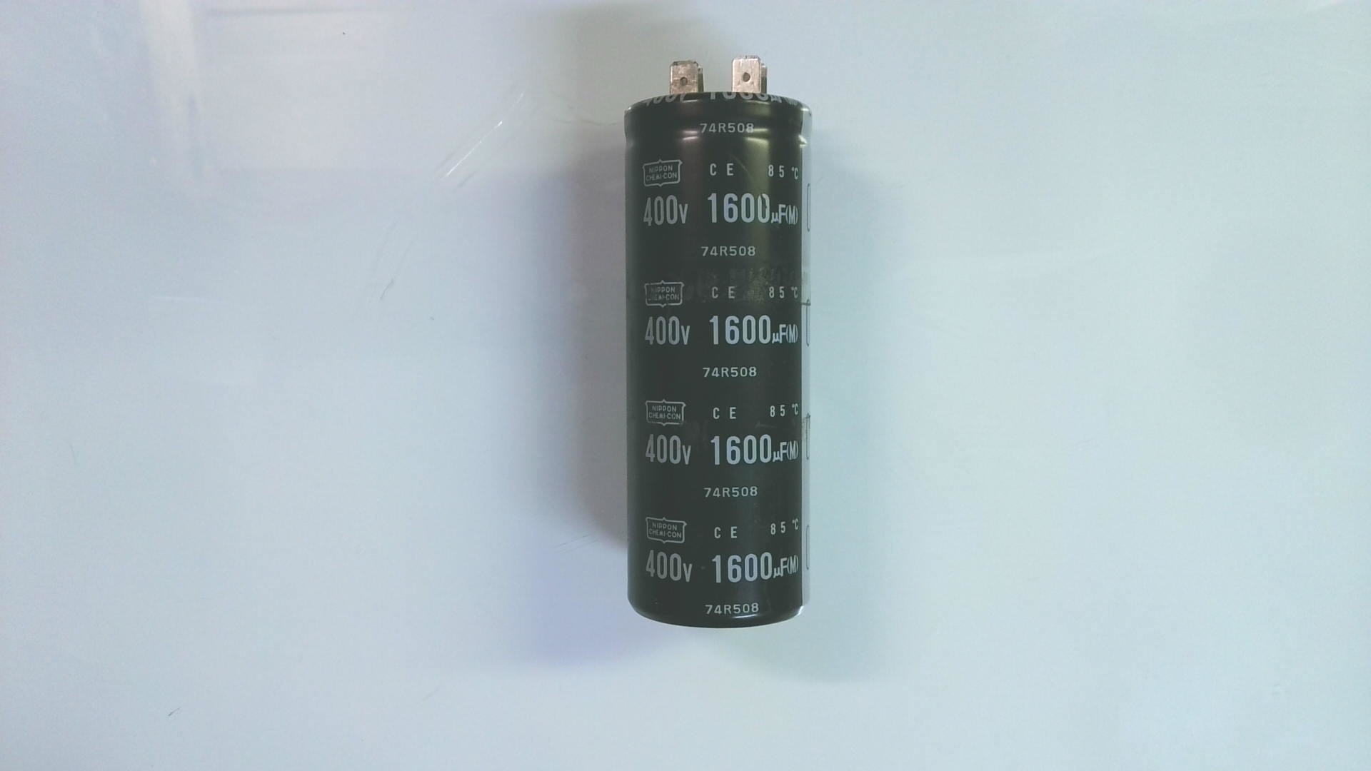 Condensadores NIPPON / 400V 1600uf(m) / 85c / 91a508 CON 02