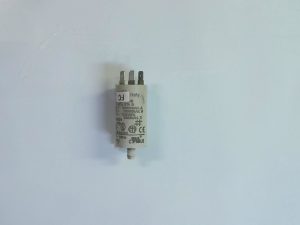Condensadores 1.5UF / 400V 30000H/CL.A / 450V  10000H/CL.B / 500V  120/20%  3000H/CL.C / 440V  60HZ CON 03