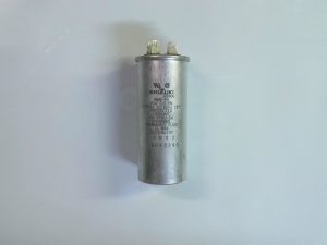 Condensadores SHISUKU / 45UF / 430VAC 50/60HZ  70C / 10000AFC / 9012290 CON 03