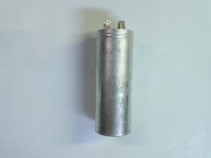 Condensadores SH-D CAP / 440VAC / 50UF(M) / 6/00B CON 05