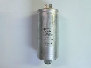 Condensadores ducati  / 16.25.3264 / 70uf / 400v 10000h/cl.b / 450v 3000h/ cl.c / en60252-1 / 10000afc CON 05