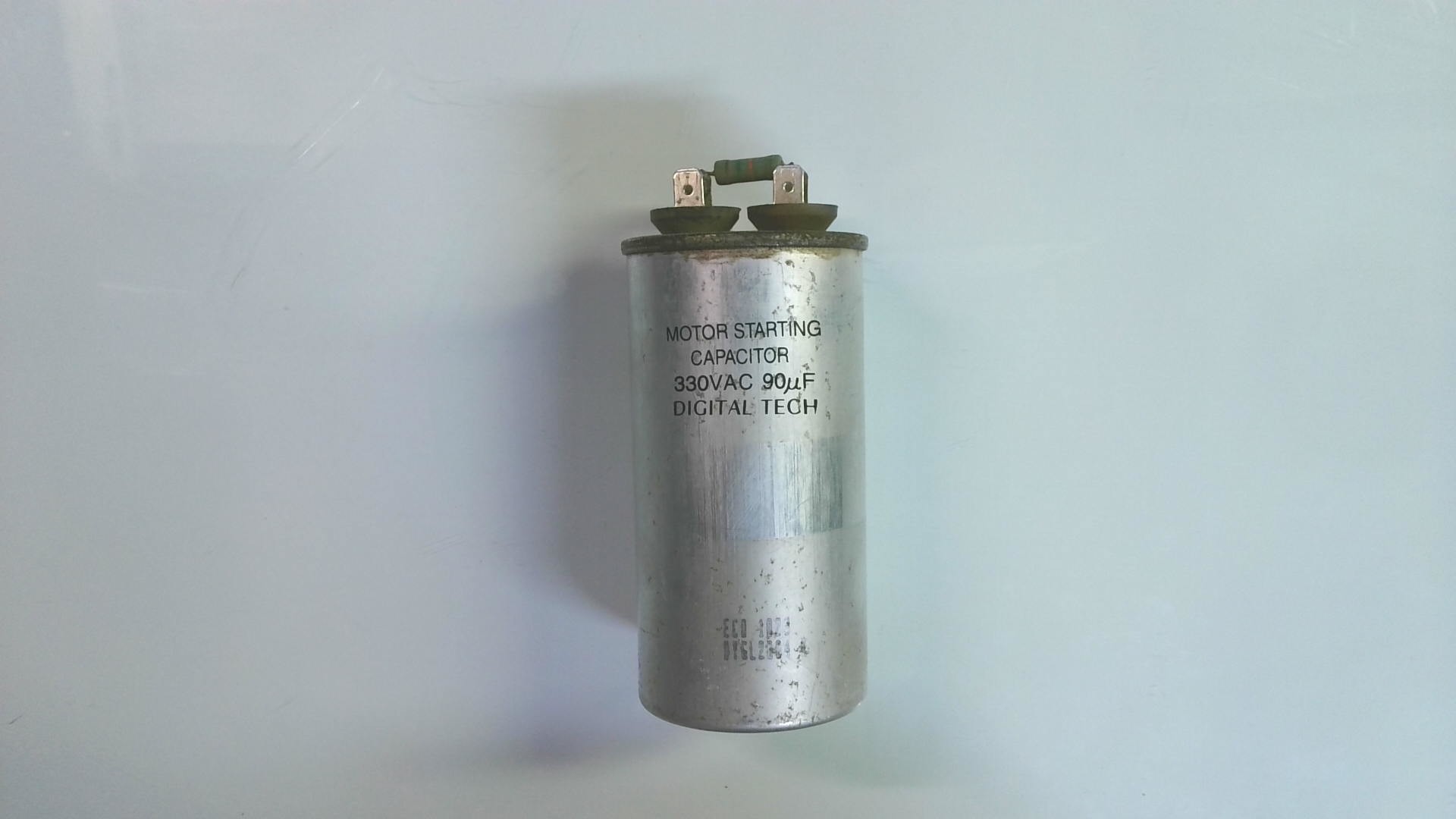Condensadores 330vac 90uf / digital tech CON 05