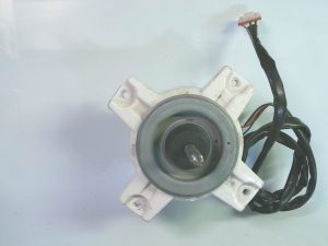 MOTORES EAU57945710 / EAU57945702 M21