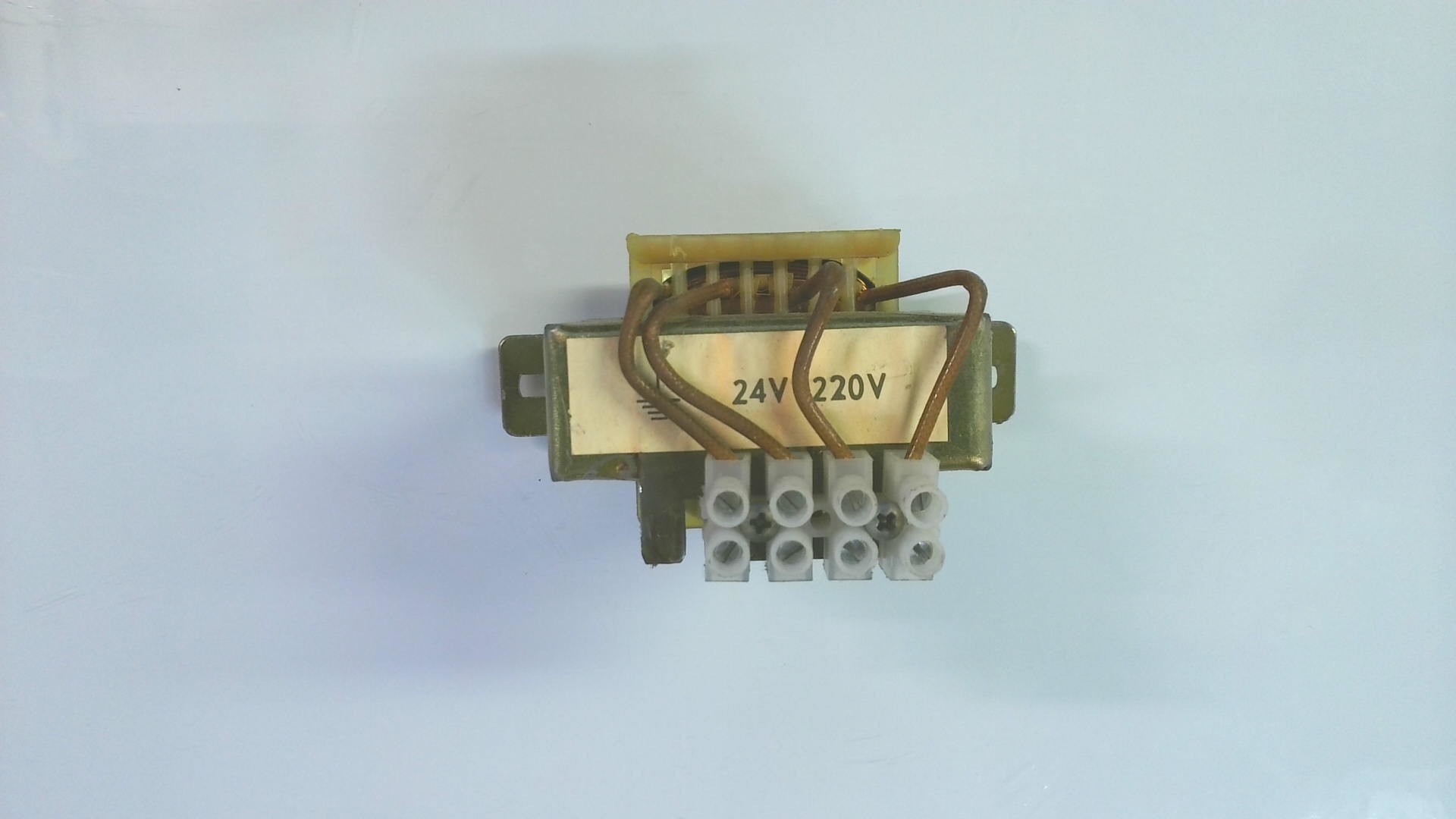 TRANSFORMADORES TBG10300C M24