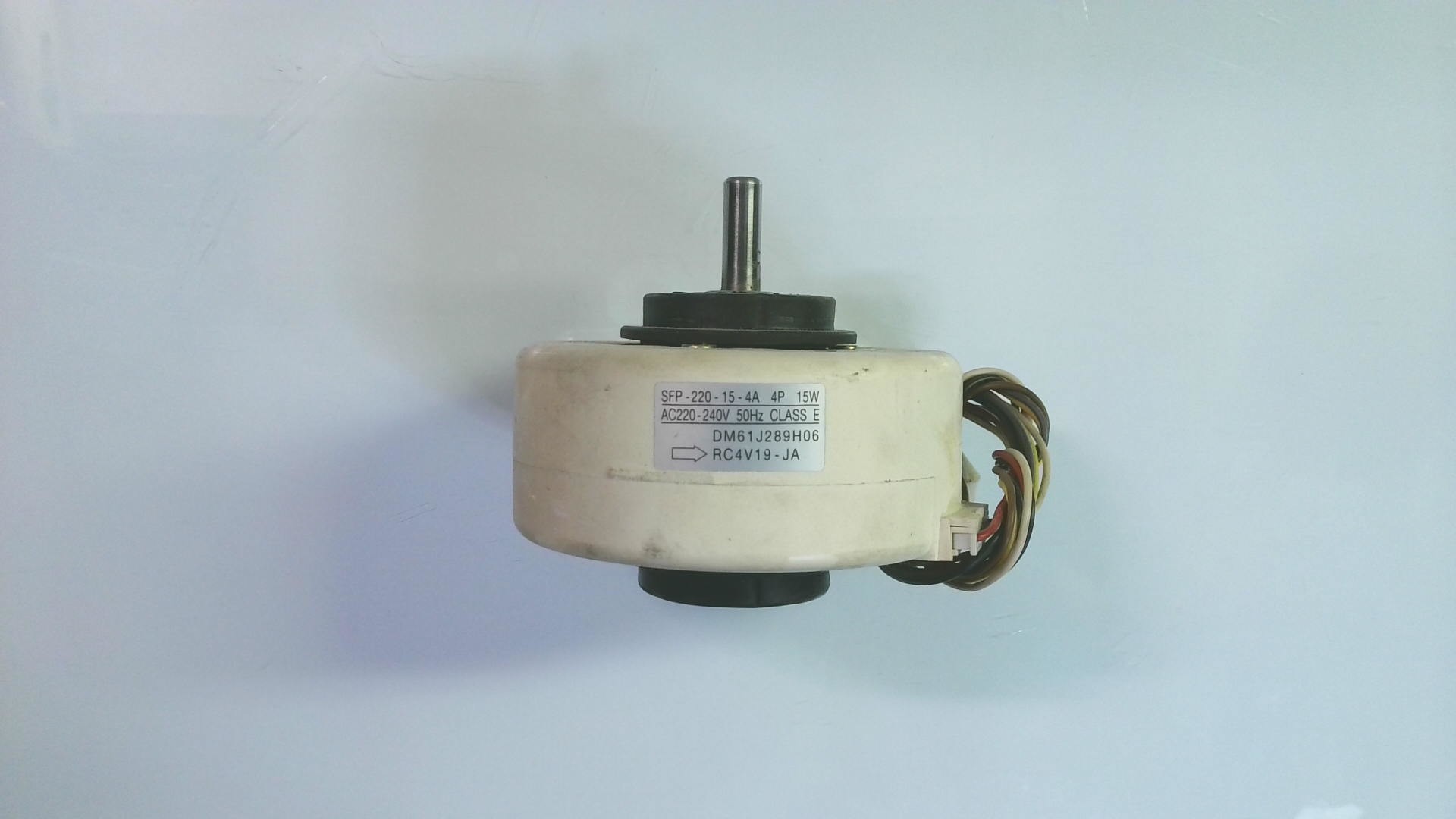 MOTORES DM61J289H06 / RC4V19-JA / SPF-220-15-4A VI02 - Imagen 2