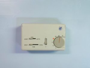 MANDO DE PARED / TERMOSTATO EBERLE TYPE / 17225 / 7007 CN1