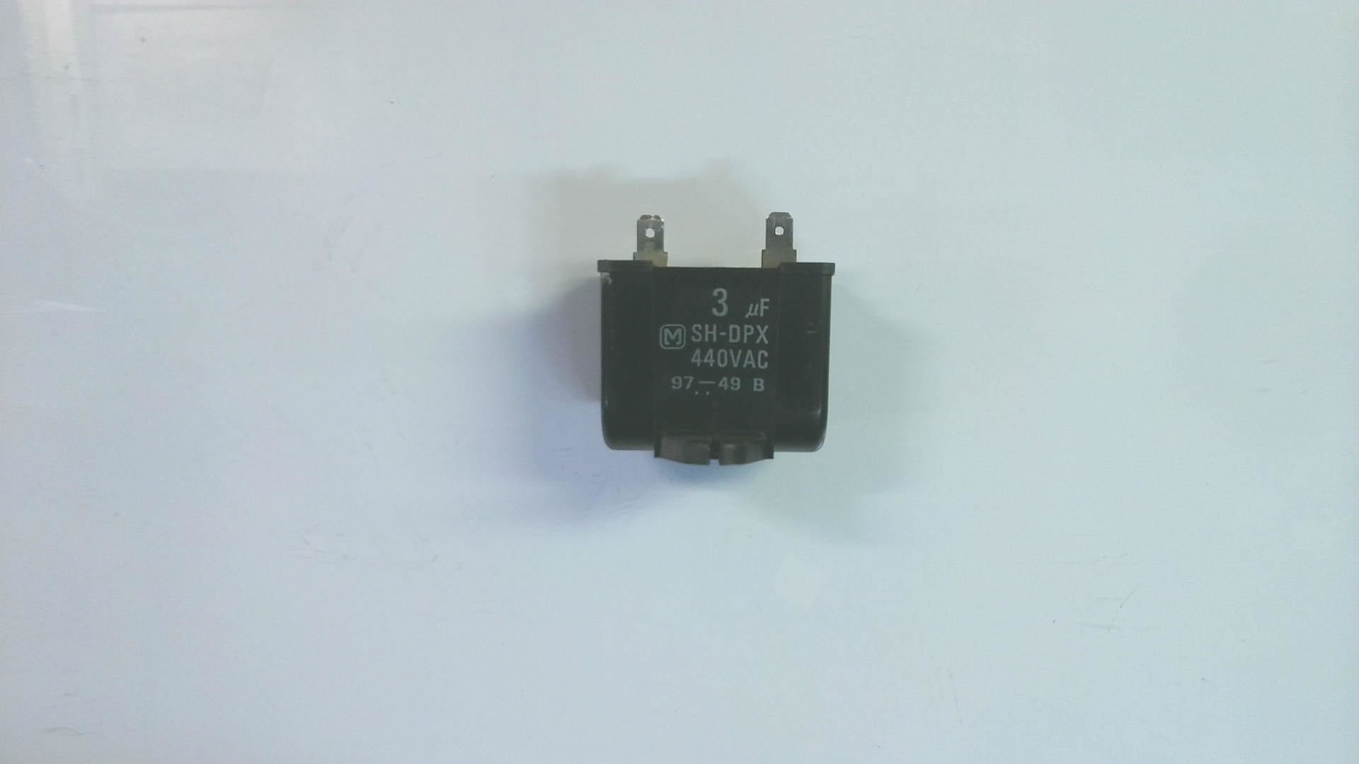 CONDESADORES 3UF / SH-DPX / 440VAC / 97-49B g53