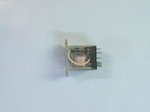 RELE LY2F 220-240VAC / IEC225 10A 110VAC g53
