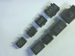 CONDESADORES 2UF/2.3UF/2.5UF/3UF/3.5UF/4UF/5UF/8.8UF KITS01