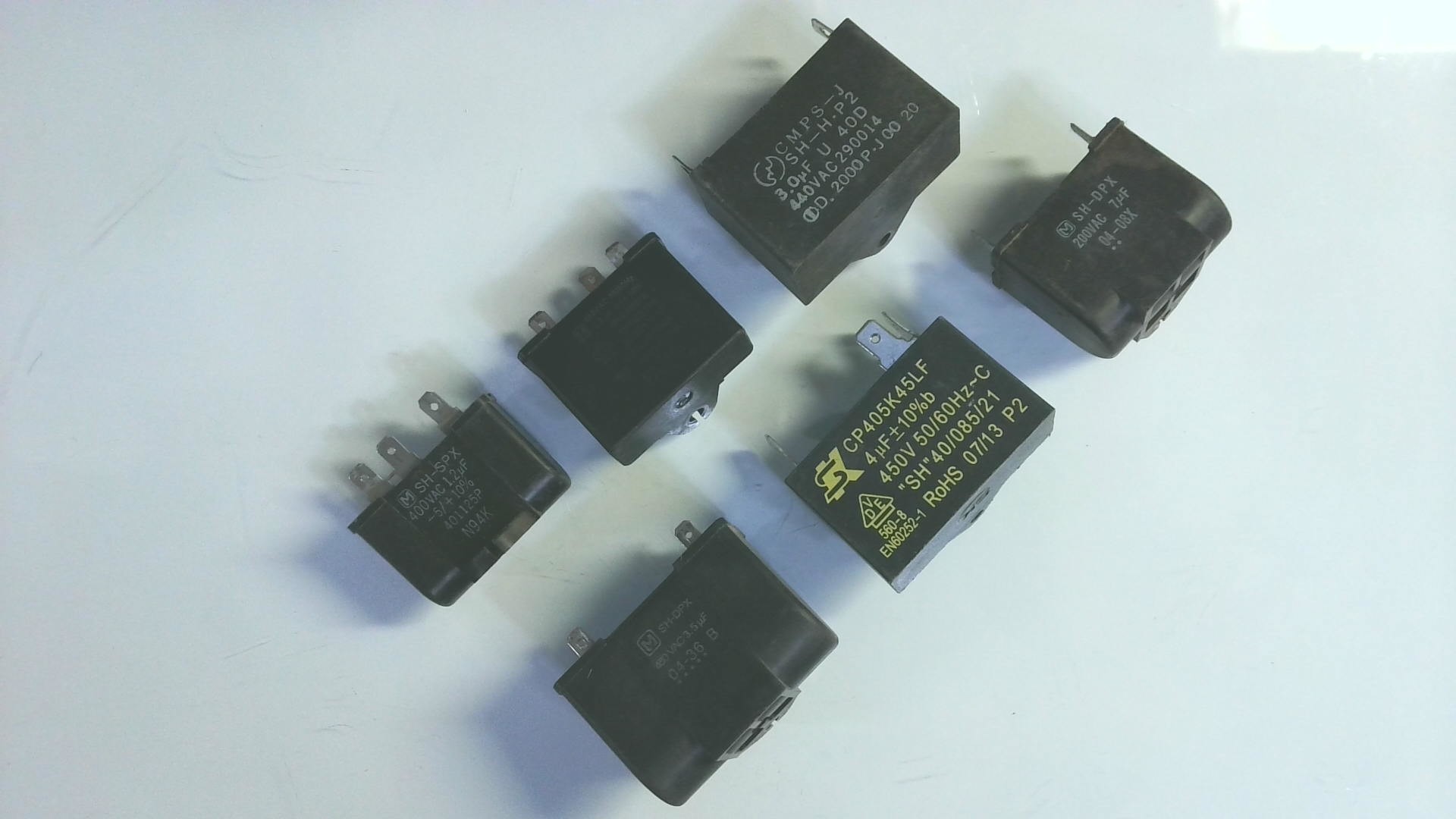 CONDESADORES 1.2UF/2.3UF/3.0UF/3.5UF/4UF/7UF KITS01
