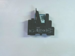 RELE ES 50/3 / 12A 300VAC / LR42742 / 10A 300VAC / E113714 g79