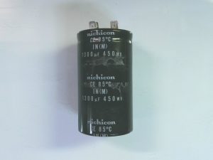 CONDESADORES 1300UF450WV / CE85ºC H19