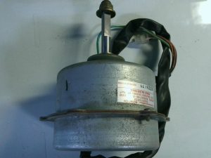 MOTOR VENTILADOR UNIDAD EXTERIOR FUJI ELECTRIC SSA511A552 PKREK74M-6  MOT31