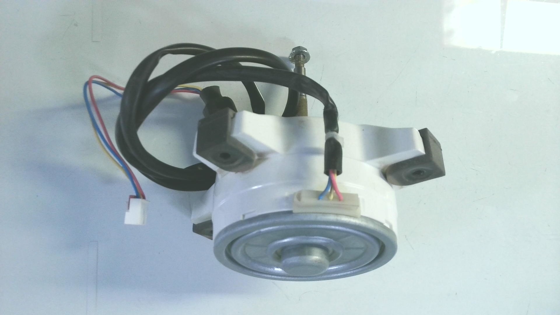 MOTORES ZYTM96-3100045A1 MOT33 - Imagen 2
