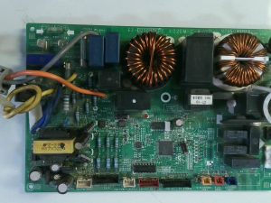 PLACA ELECTRONICA   EZ-002GHUE-C / K02EM-C-A (02) / 9705091016 PLE39