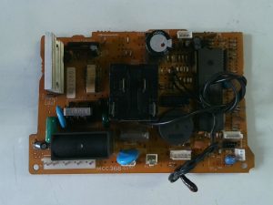 PLACA ELECTRONICA PARA UNIDAD INTERIOR TOSHIBA RAS-20BA MCC368-03 / 421286 PLE156