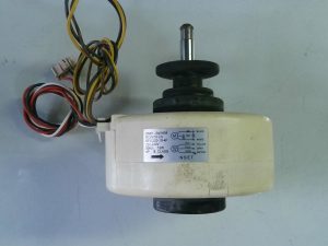 MOTOR PARA UNIDAD INTERIOR MITSUBISHI MSZ-GC35VA DM61 J940H04 / RC4V18-CA / SFS-220-19-4F 220-240V MOT08